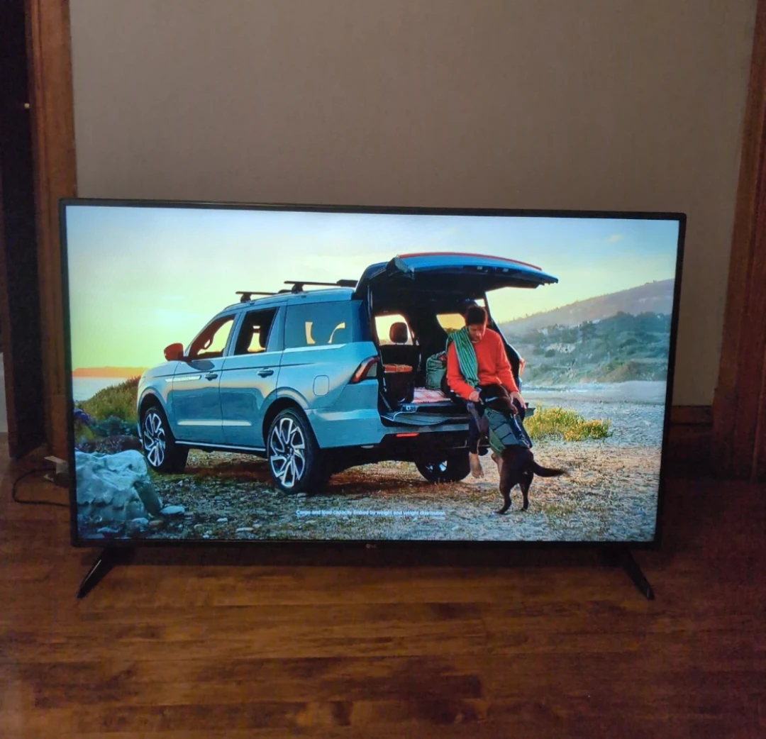 LG 55-inch TV. - photo 2