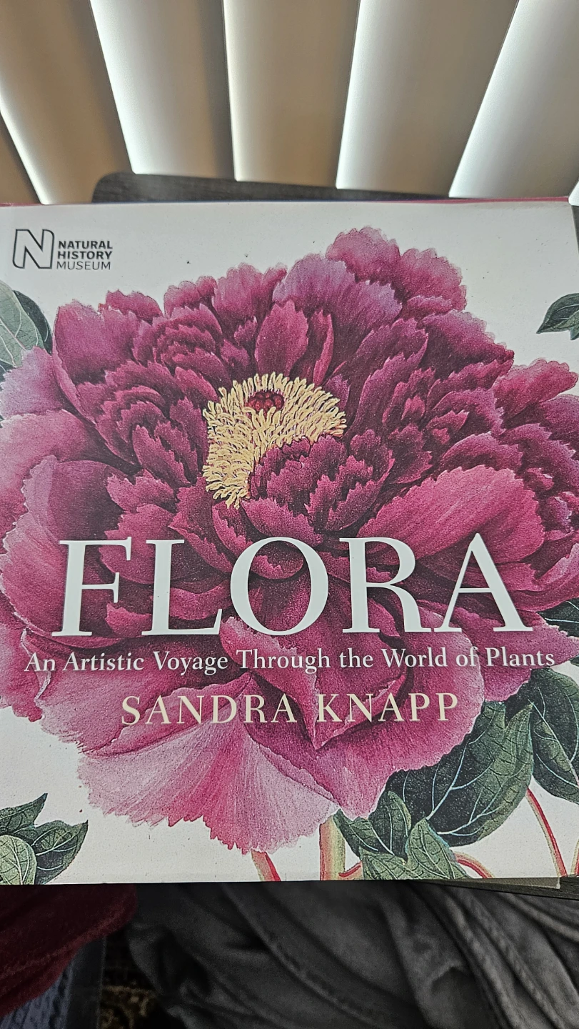 FLORA: An Artistic Voyage Through the World of Plants