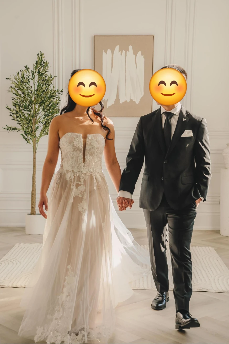 Strapless Wedding Dress - photo 4