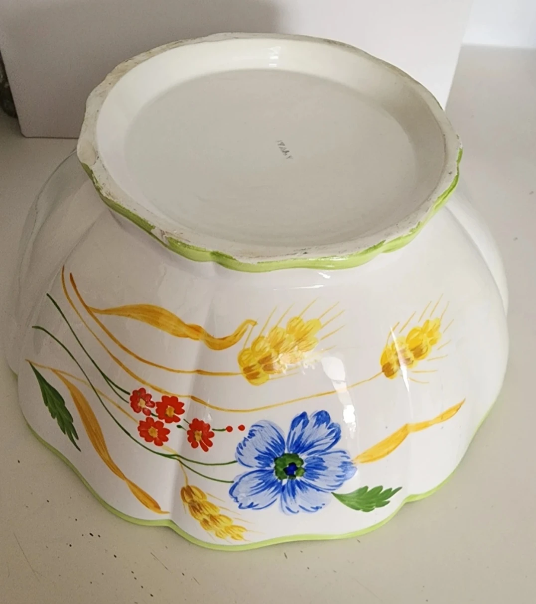HAND PAINTED SERVING BOWL - photo 2