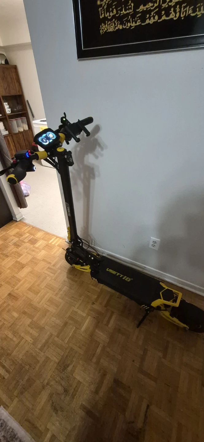 VSETT 10+ Electric Scooter (NEGOCIATBLE - photo 2