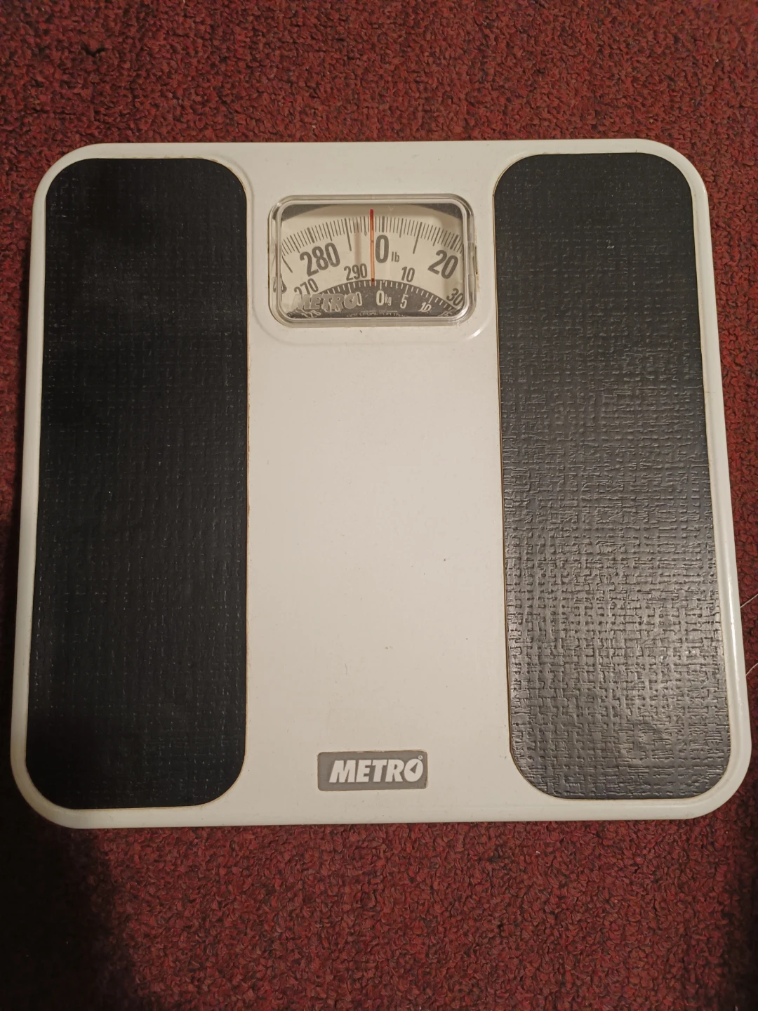 METRO Mechanical Bathroom Scale