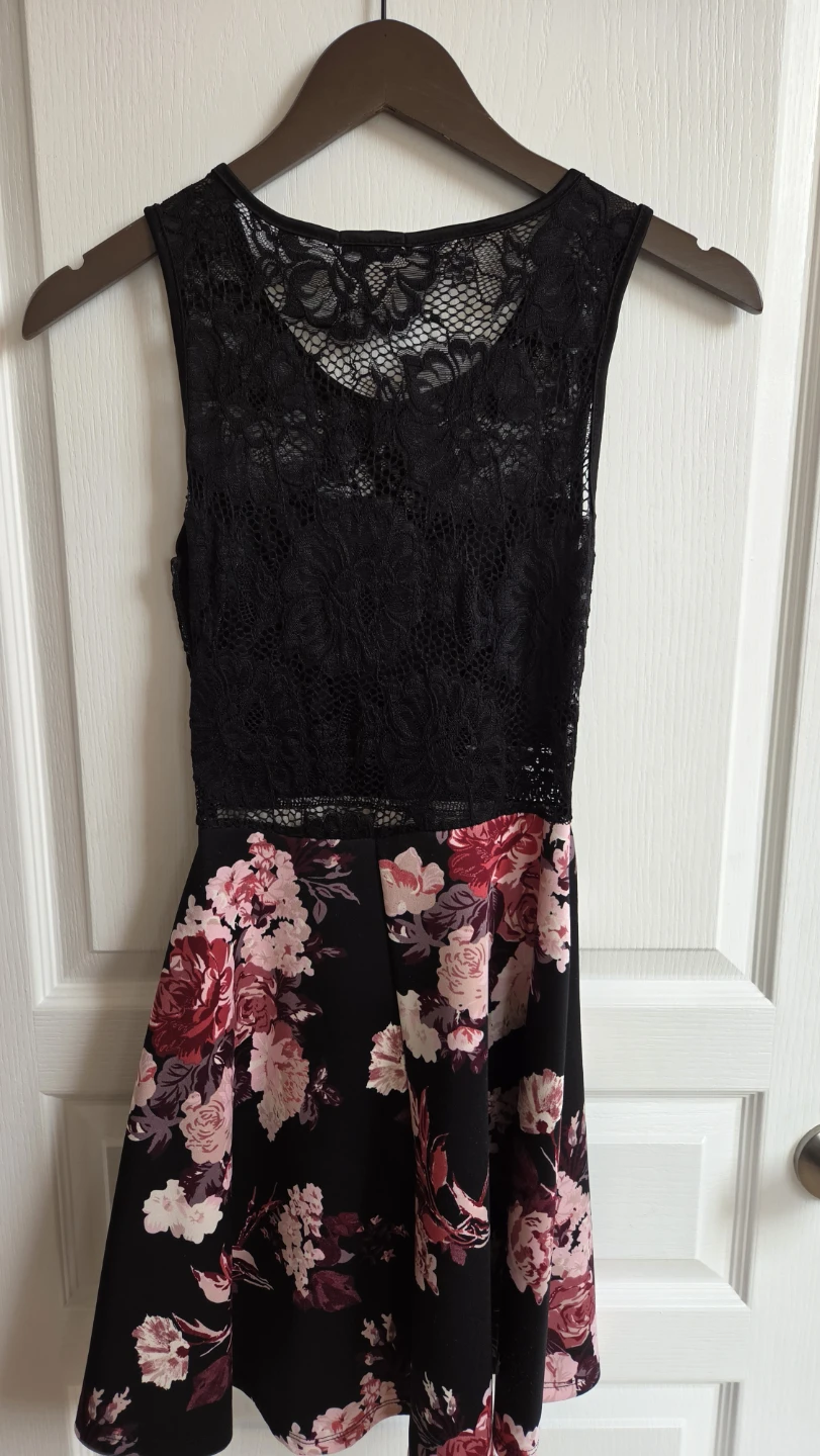 Ardene Black Floral Lace Dress - photo 4