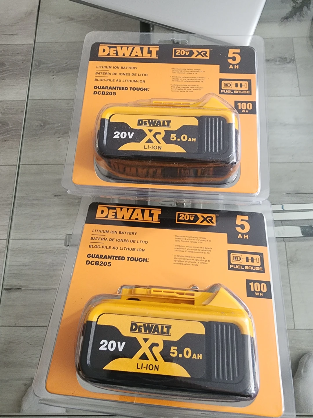 2 DEWALT 20V MAX XR 5.0Ah Lithium Ion Battery DCB205