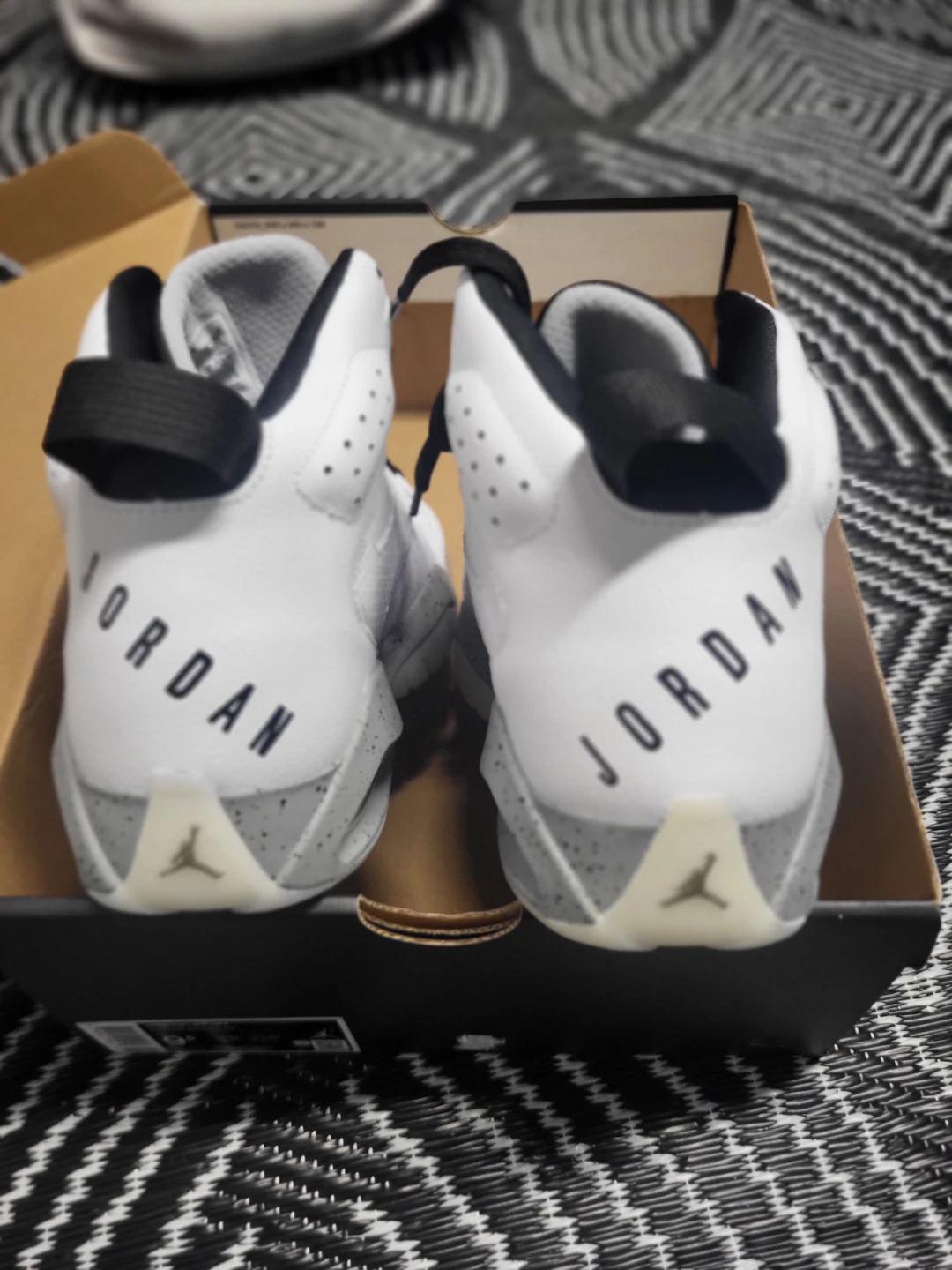 Jordan shoes - photo 2