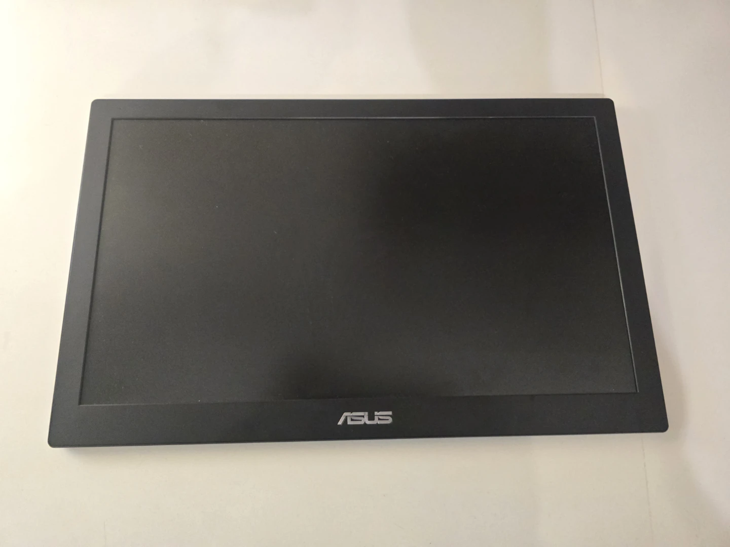 ASUS Portable Monitor - photo 2