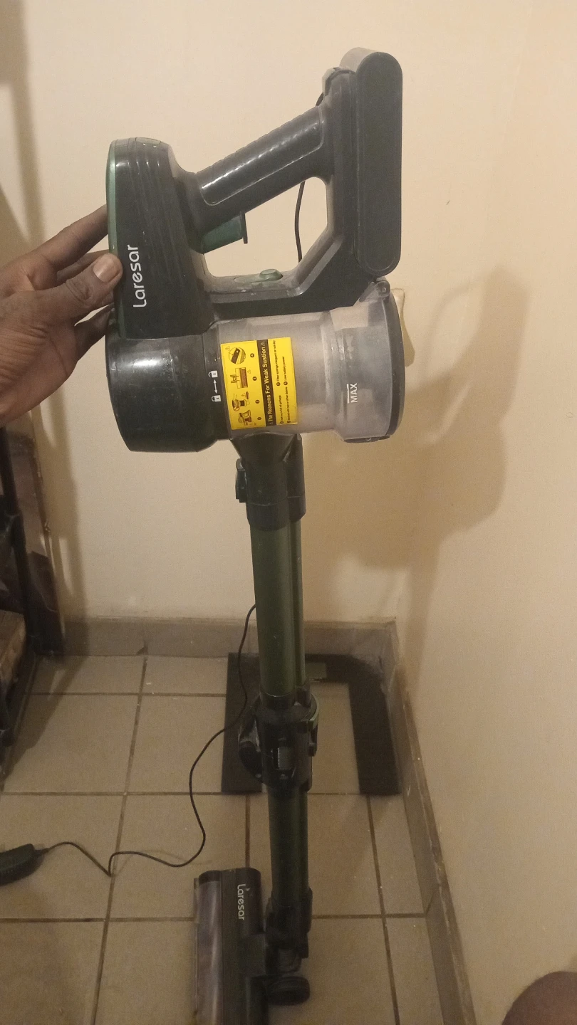 Laresar cordless vacuum cleaner - photo 2