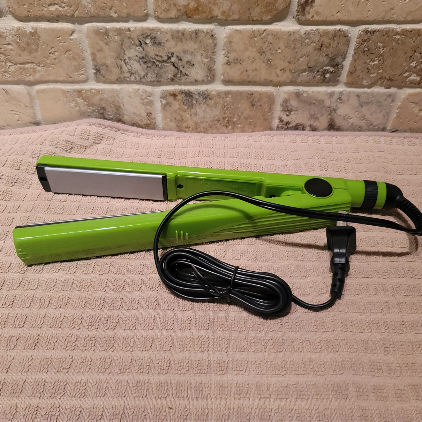 Hair Straightener