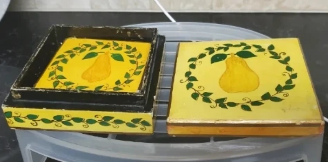 Vintage Coaster Set with Pear Design - photo 2