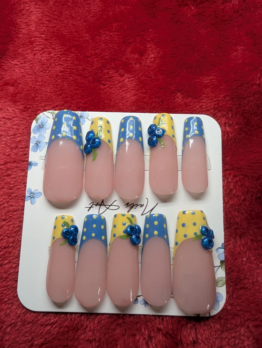 Assorted Press-On Nails - Multiple Designs all size large - photo 5