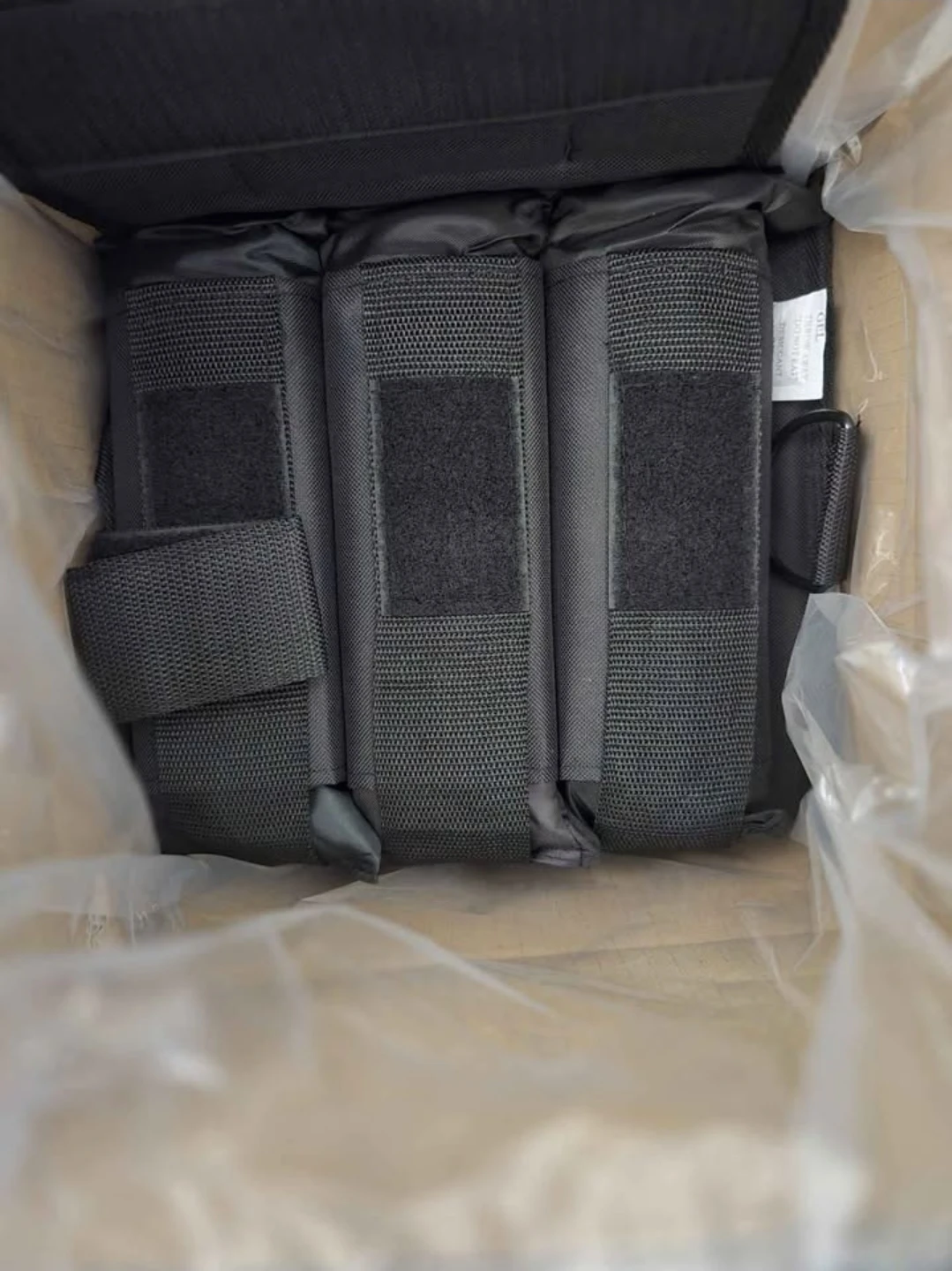 40lb Adjustable Weighted Workout Vest (Weights Included) - photo 2