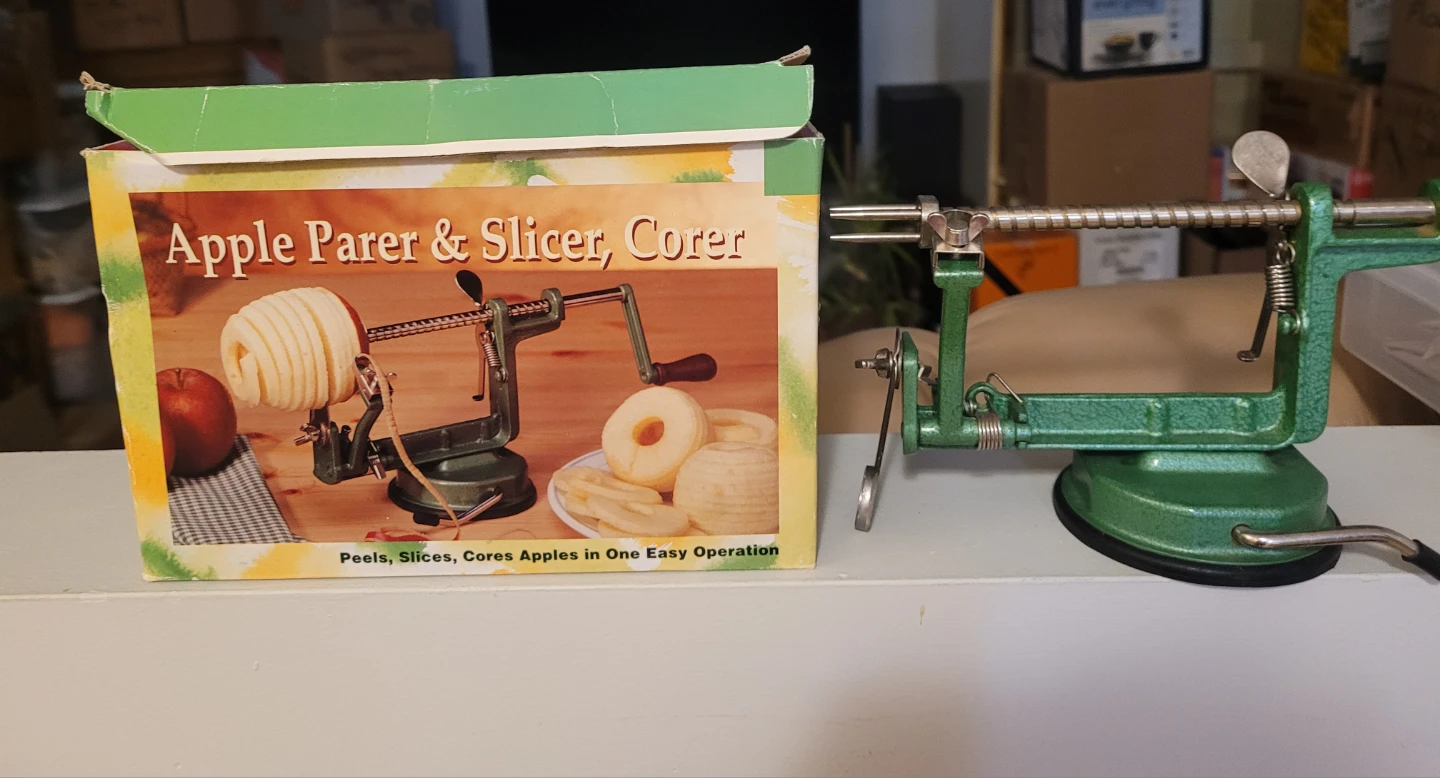 Apple Parer & Slicer Corer