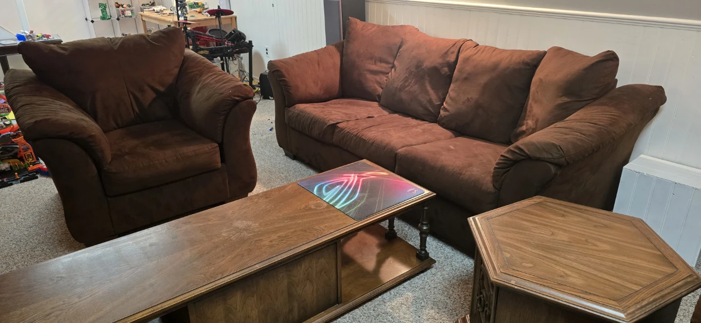 Sofa set, entertainment centre, coffee and end tables - photo 2