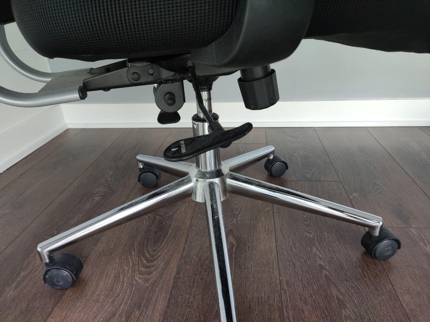 Office chair - photo 4