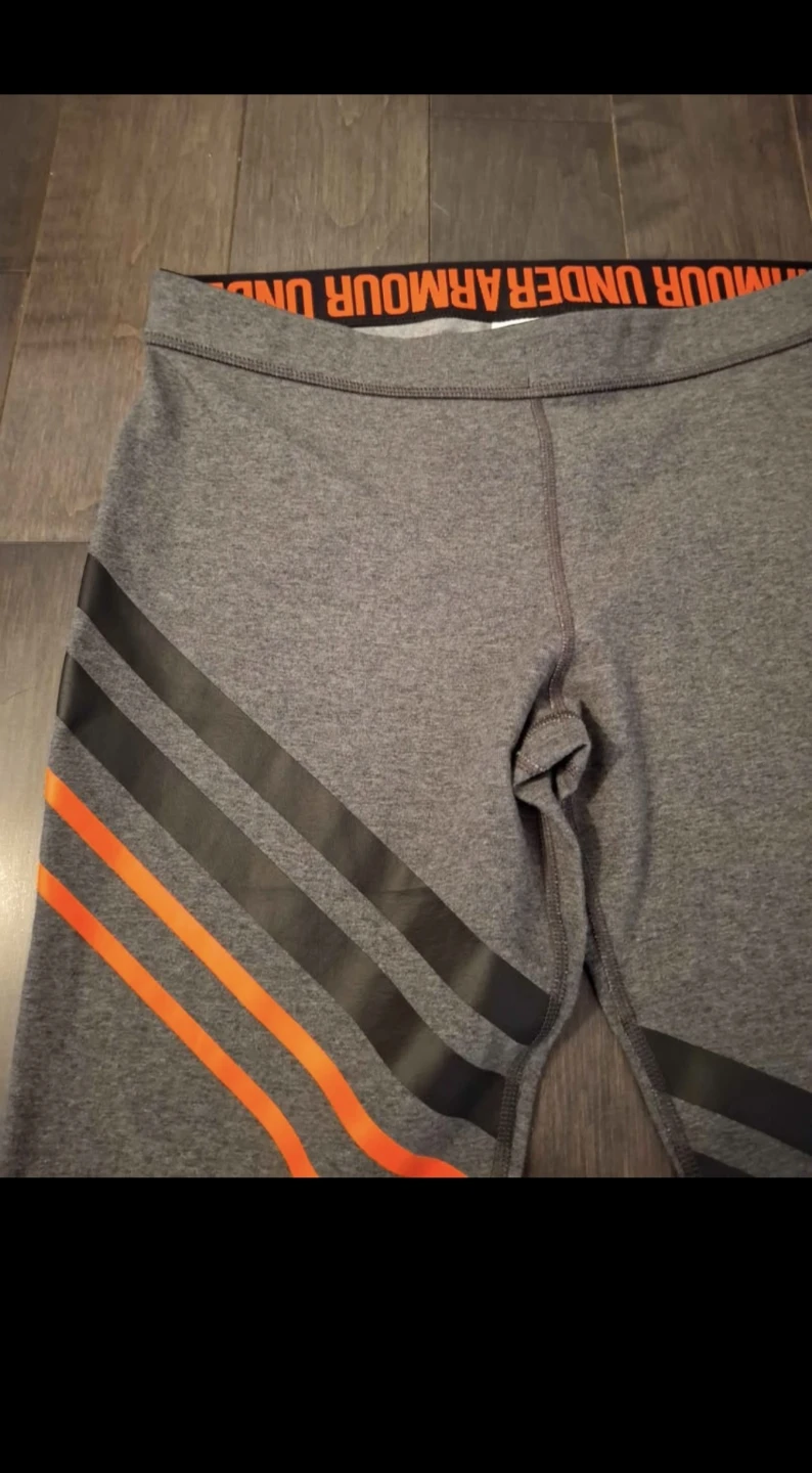 womens Under Armour workout pants - photo 2