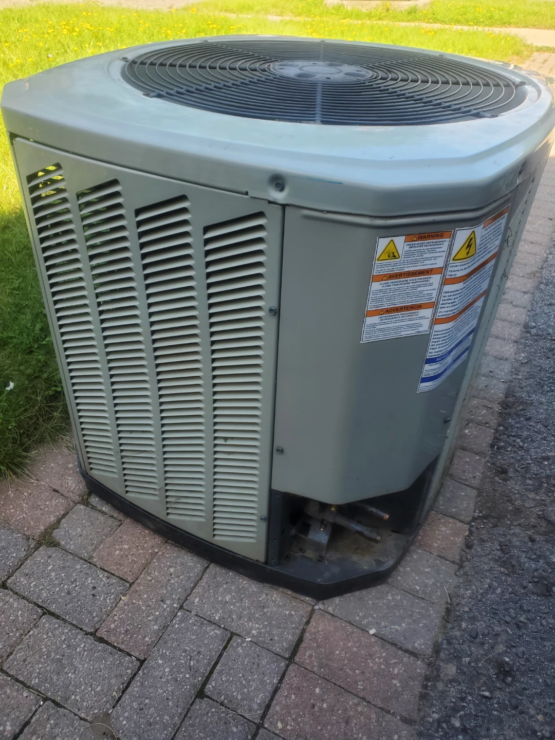 A/C Unit (For Scrap) - photo 2
