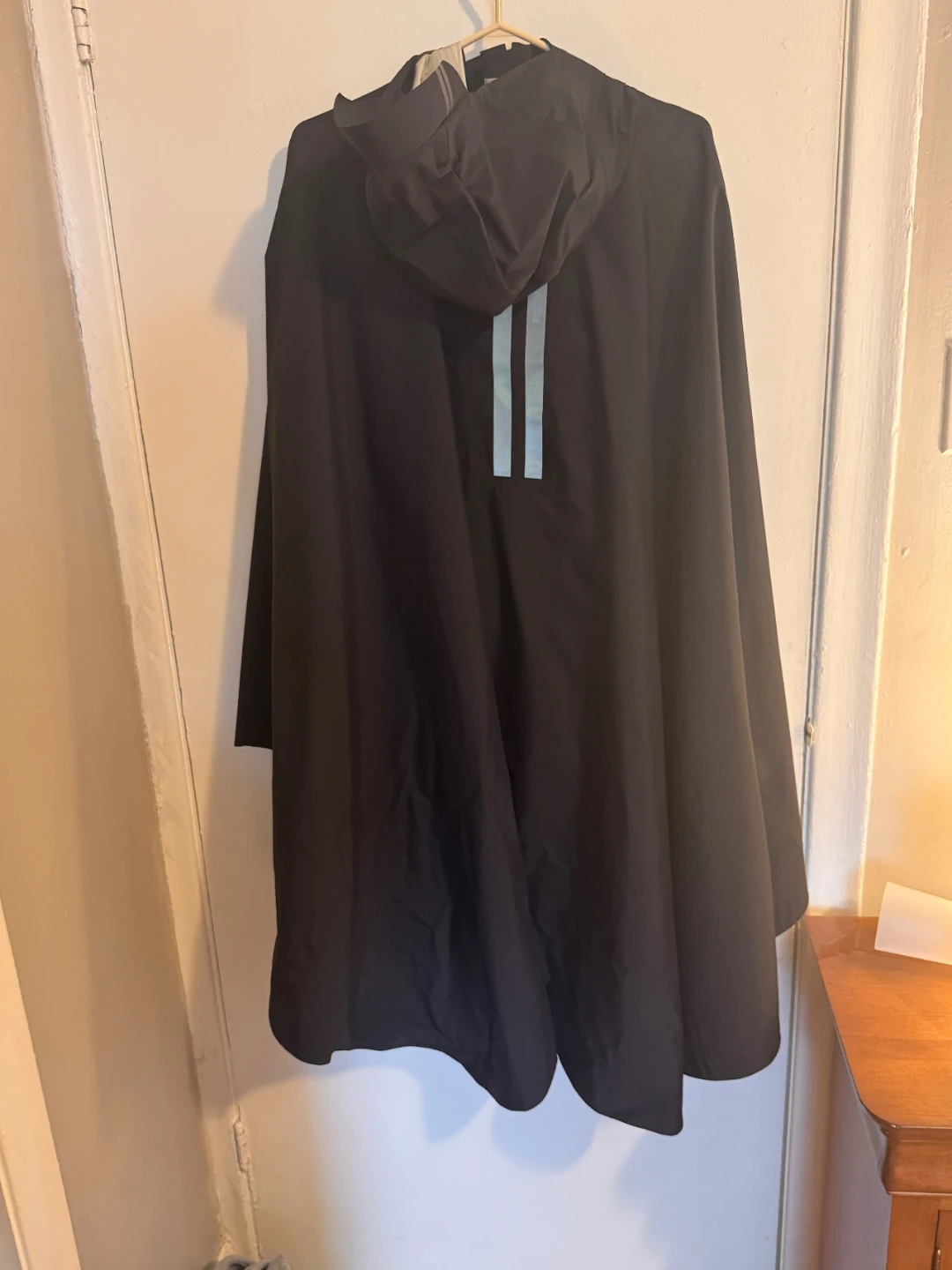 Canada Goose Field Poncho - Black - photo 3
