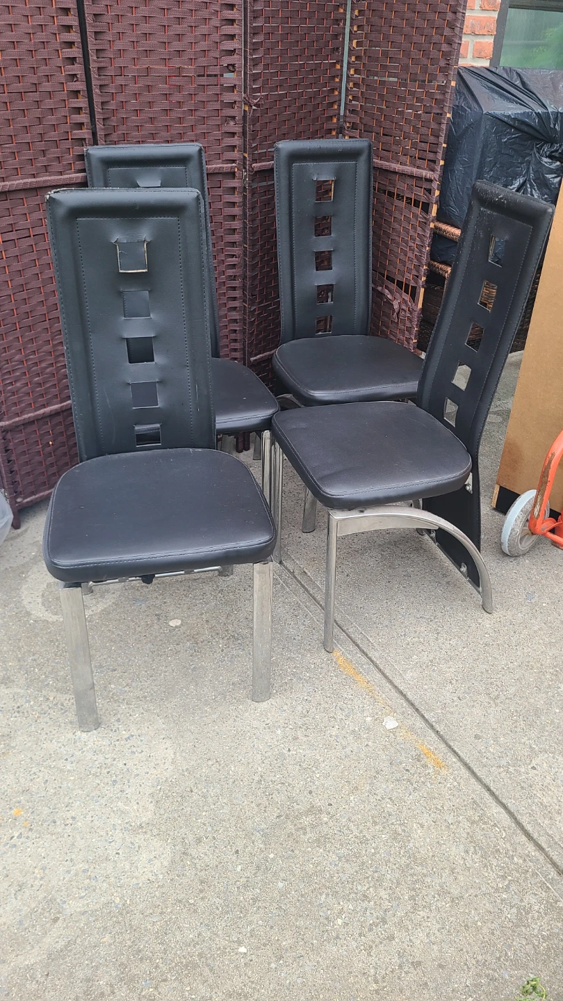 Set of 4 Black Dining Chairs with Silver Legs - photo 3