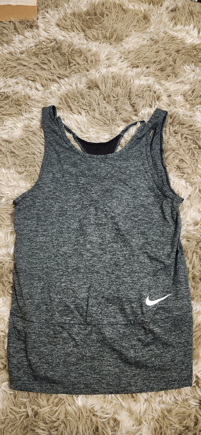 Athletic top
