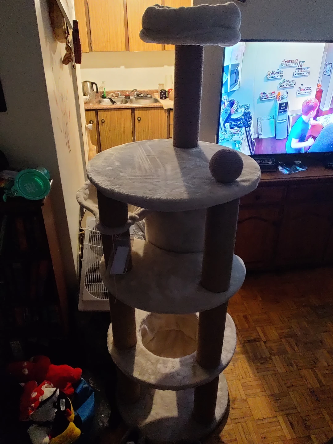 Multi-level cat tree with scratching posts and perches - photo 2