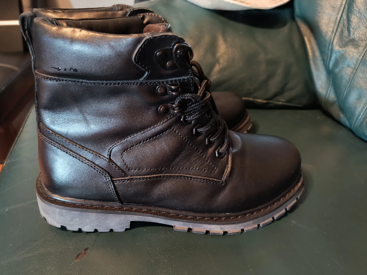 Brand new Black Leather Boots - photo 3