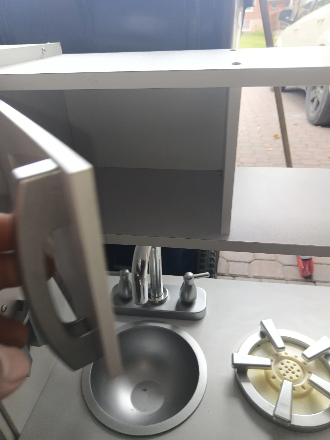 White Play Kitchen with Sink and Stove - photo 5