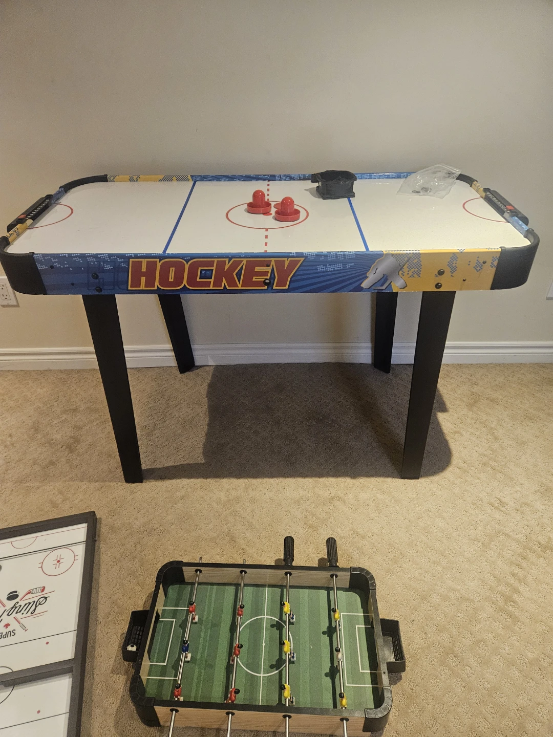 Air Hockey Table & table soccer