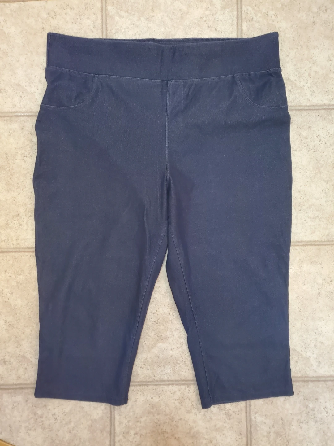 Penningtons Pull-On Capris - Size 2X