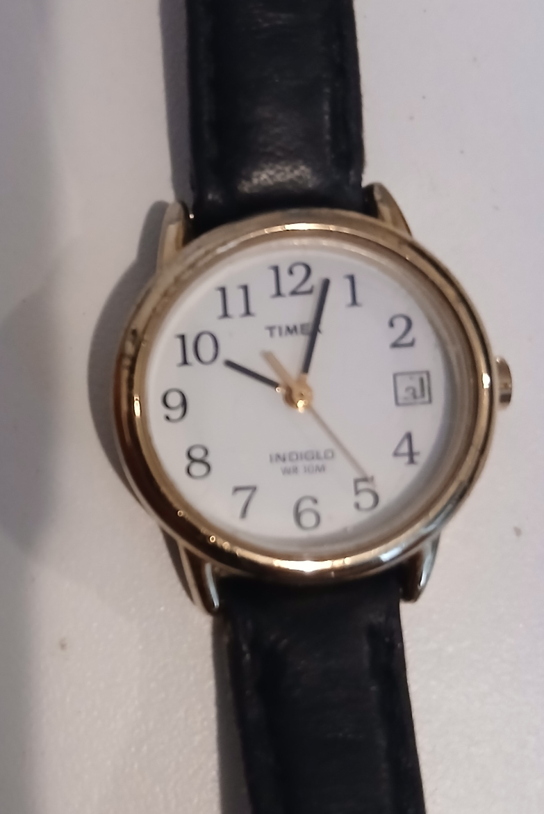 Ladies watch $15 each - photo 4