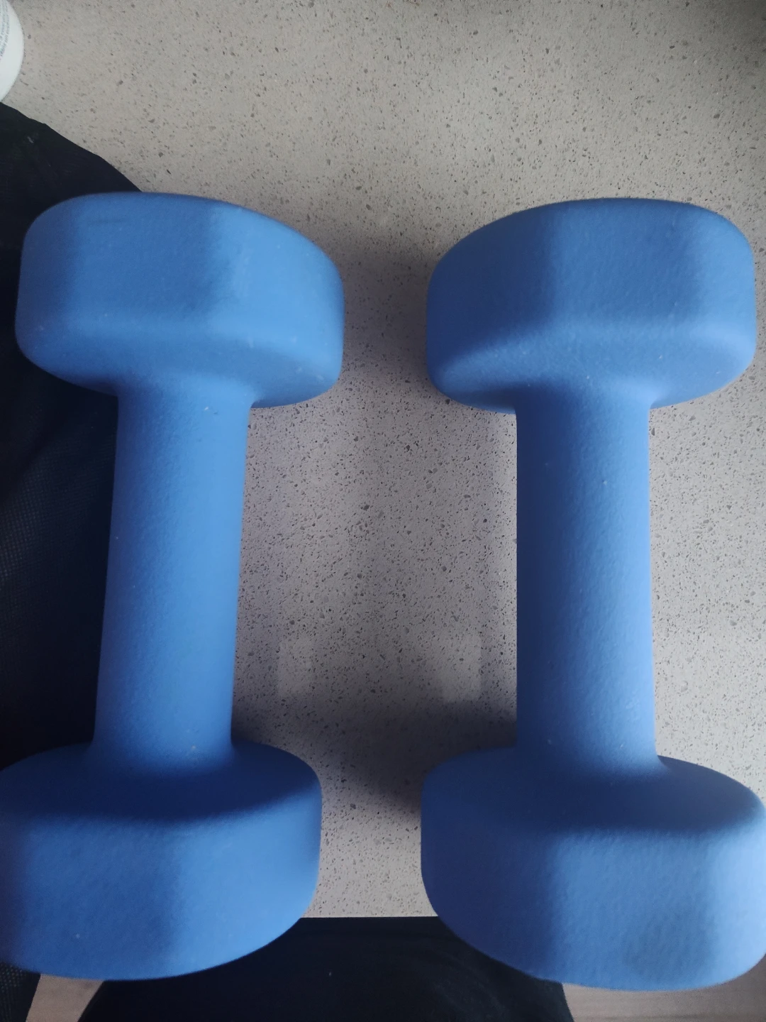 12LB Neoprene Coated Dumbbell - photo 2