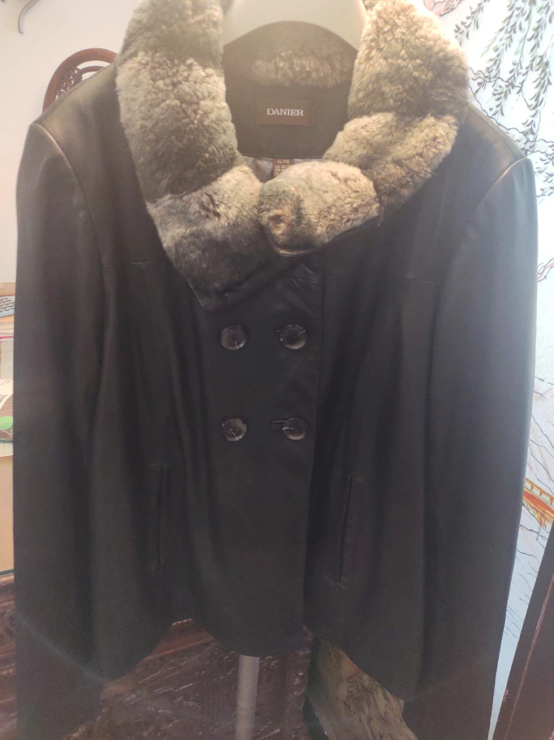 DANIER leather jacket with fur collar XL