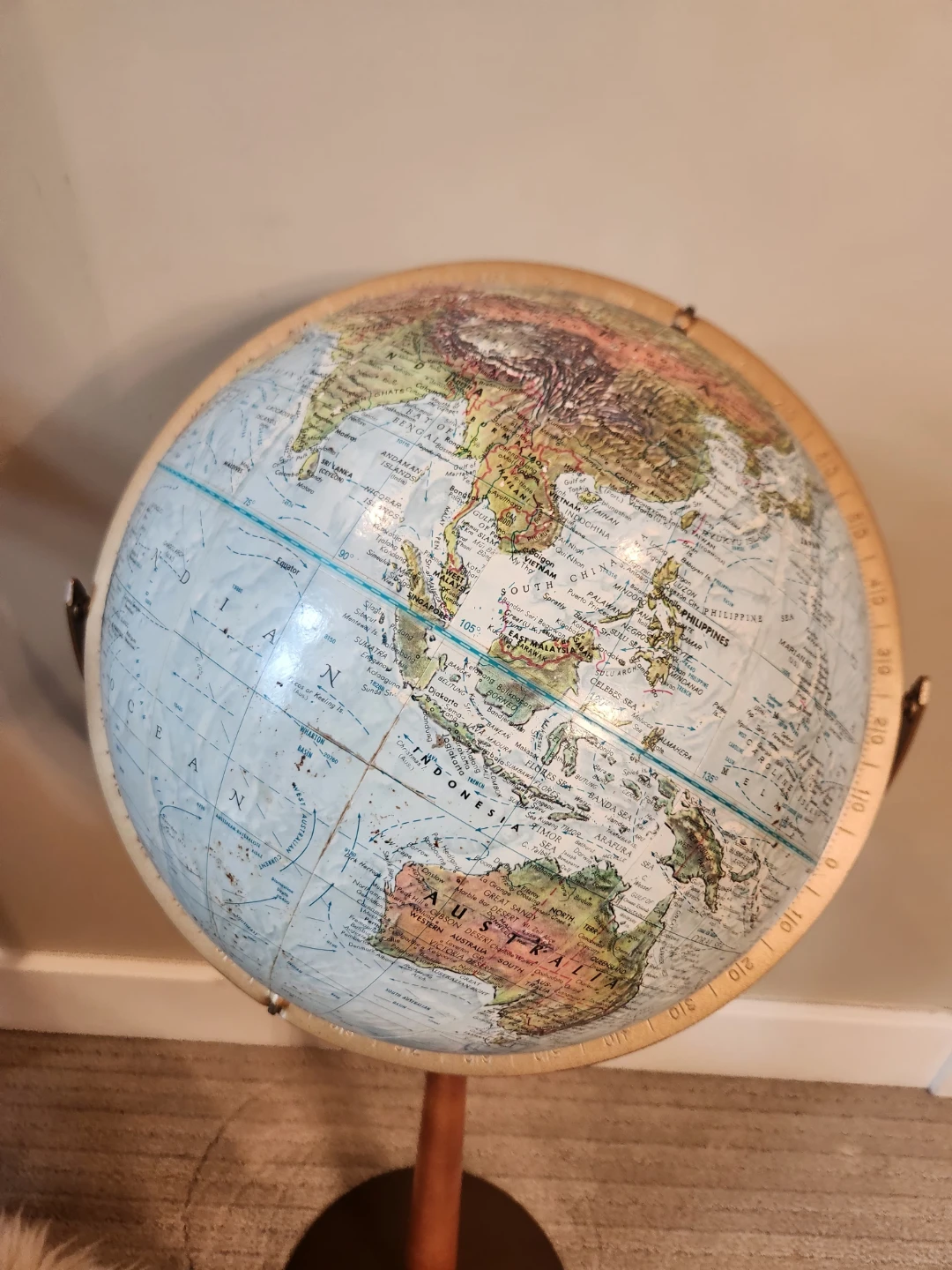 Vintage Globe on Wooden Stand - photo 3