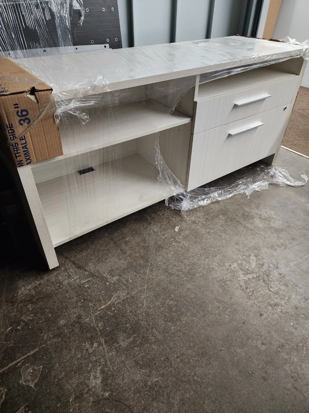 Modern L-shaped desk with drawers and shelves - photo 4