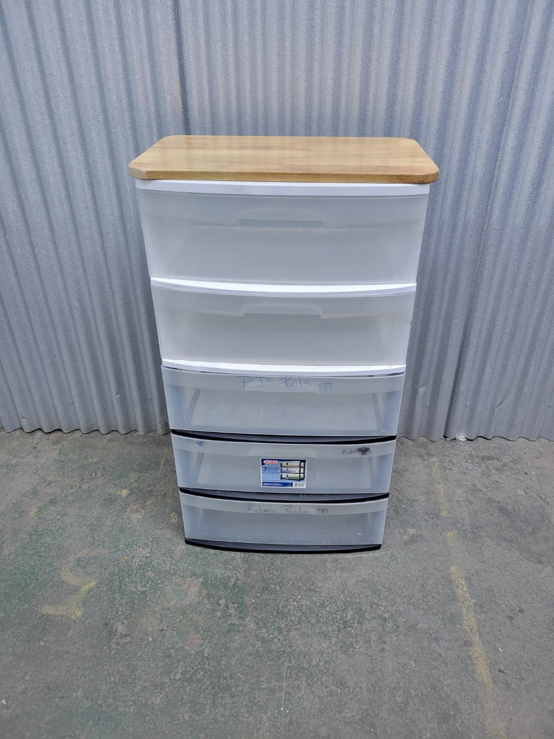 Sterilite 5 Drawer Storage Unit with wooden top