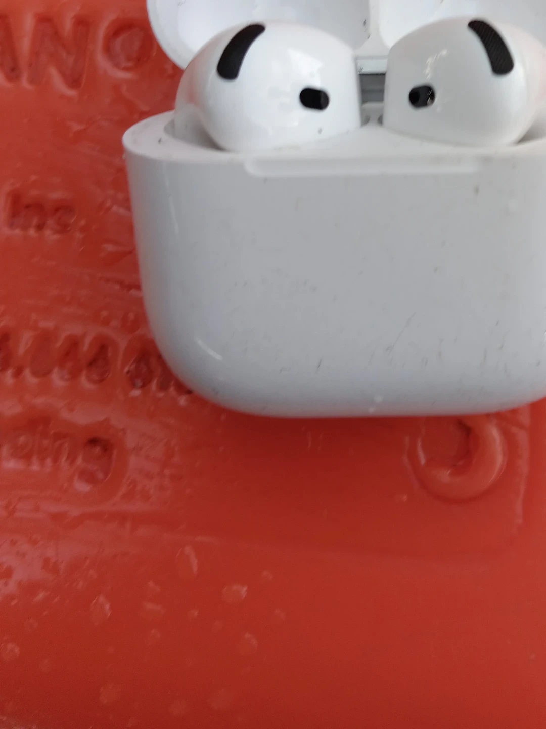 Apple AirPods Pro (2nd generation) - photo 3