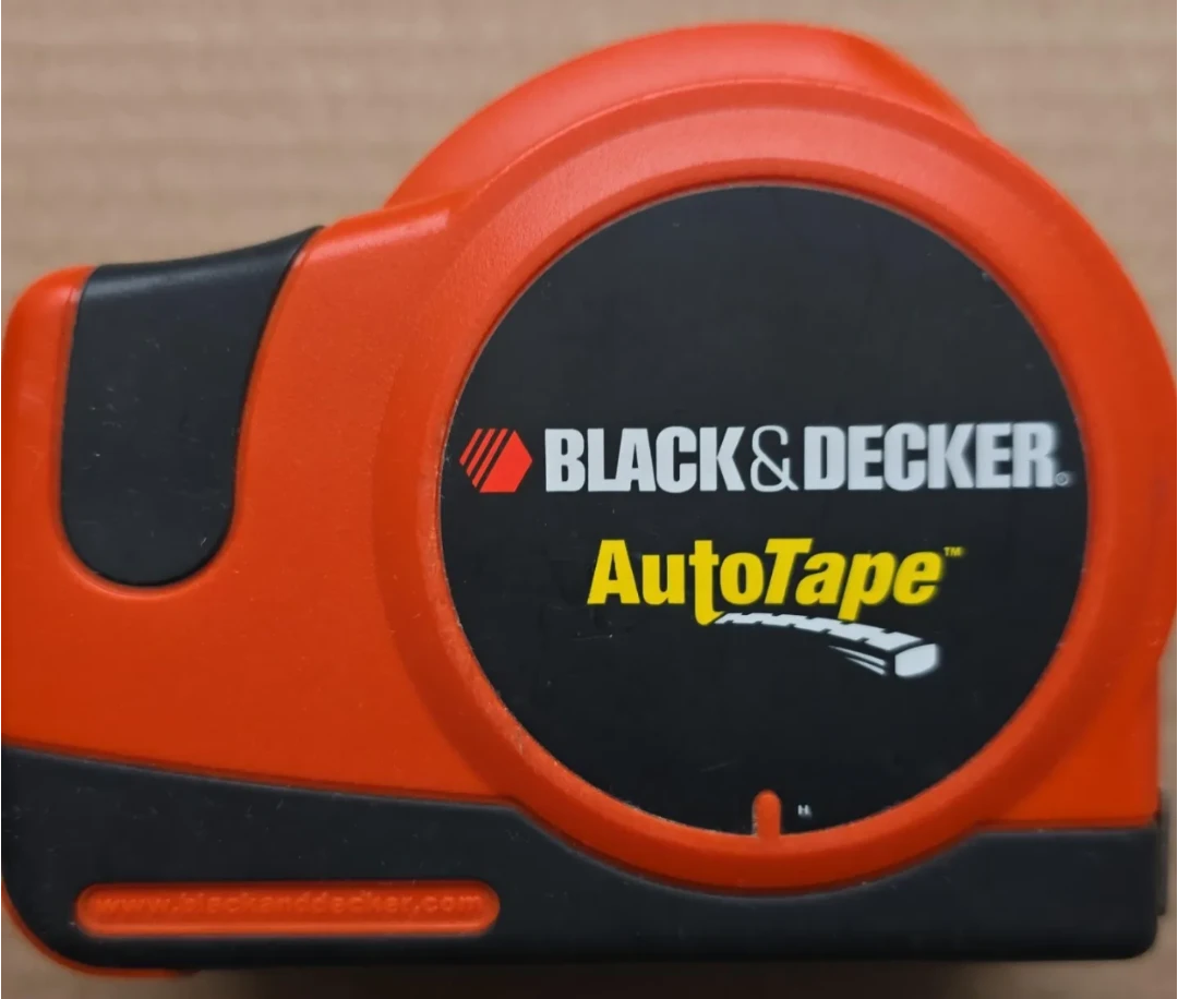 Black & Decker AutoTape Measuring Tool