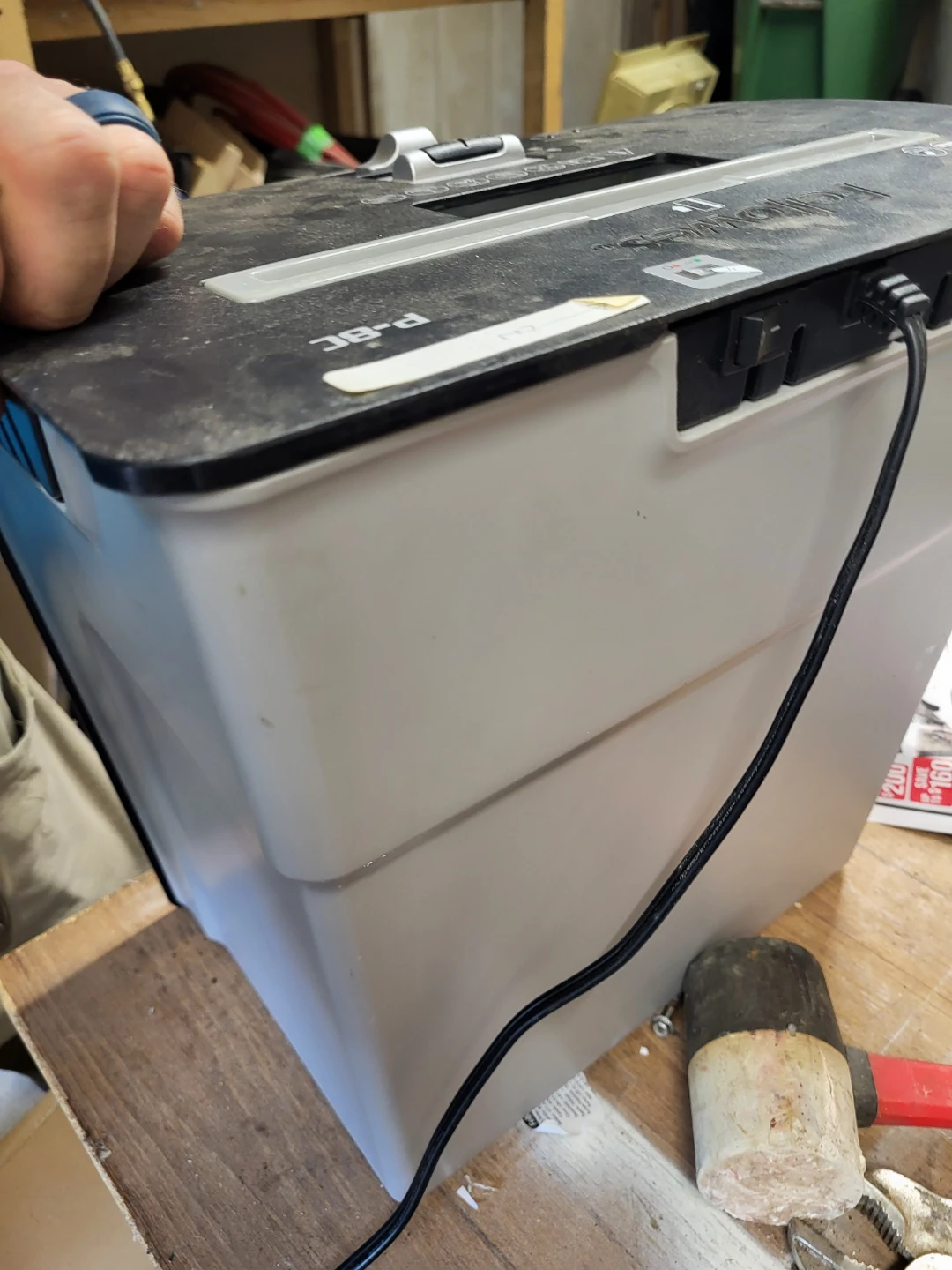 Fellowes P-45L Paper Shredder - photo 3