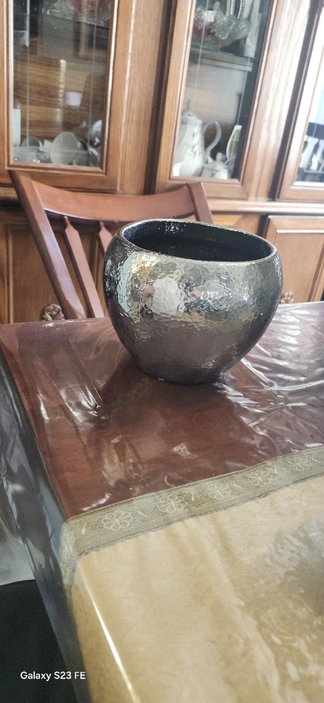 Decorative Hammered Bowl Planter - photo 2