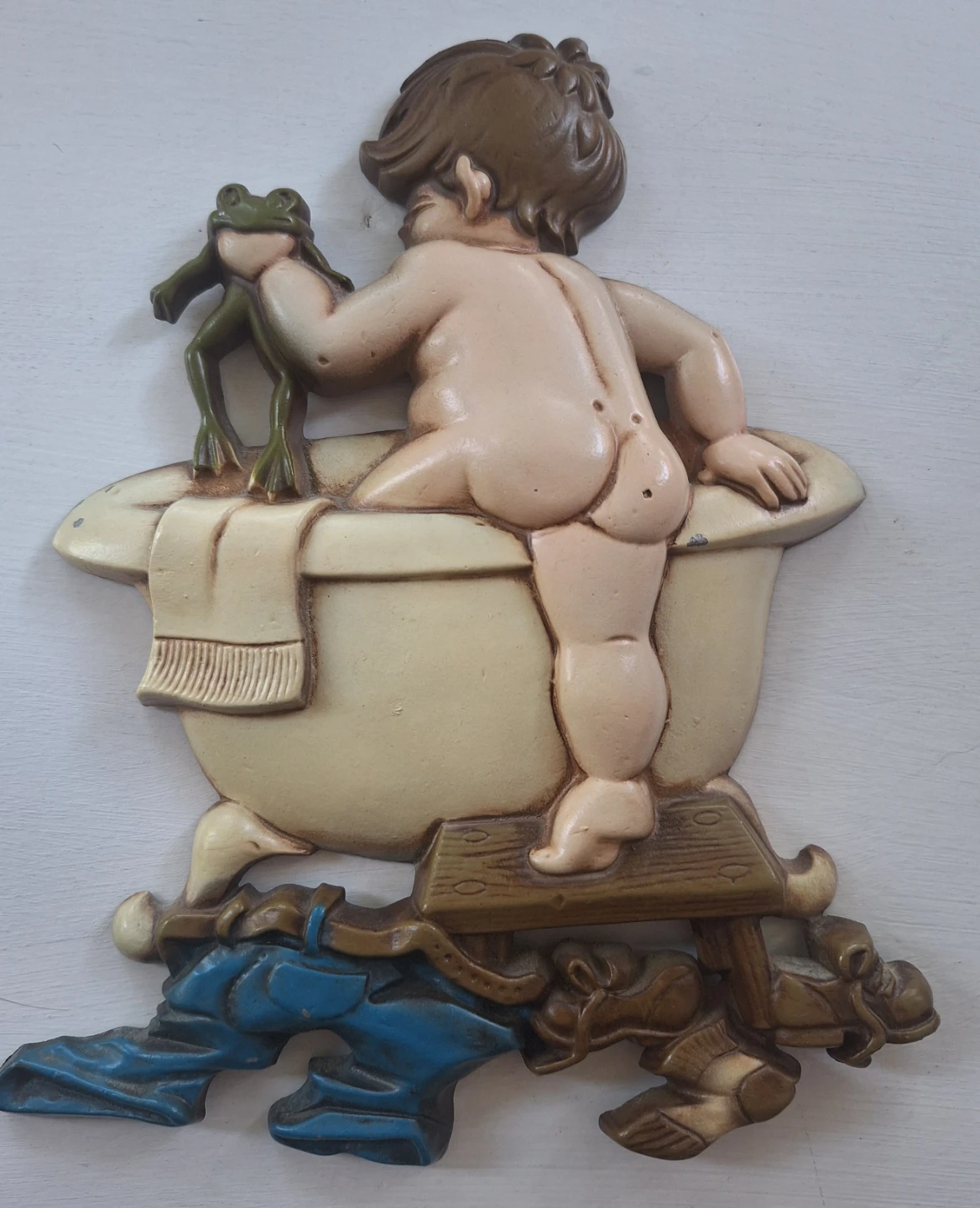 Vintage Metal Sexton 1970 Bathtub Wall Decor