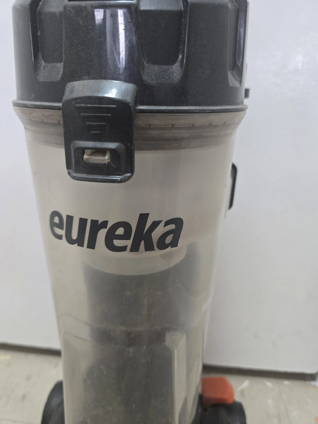 Eureka PowerSpeed Upright Vacuum Cleaner - photo 2