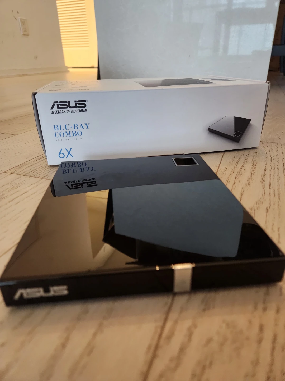 ASUS SBC-06D2X-U External Blu-ray Combo Drive