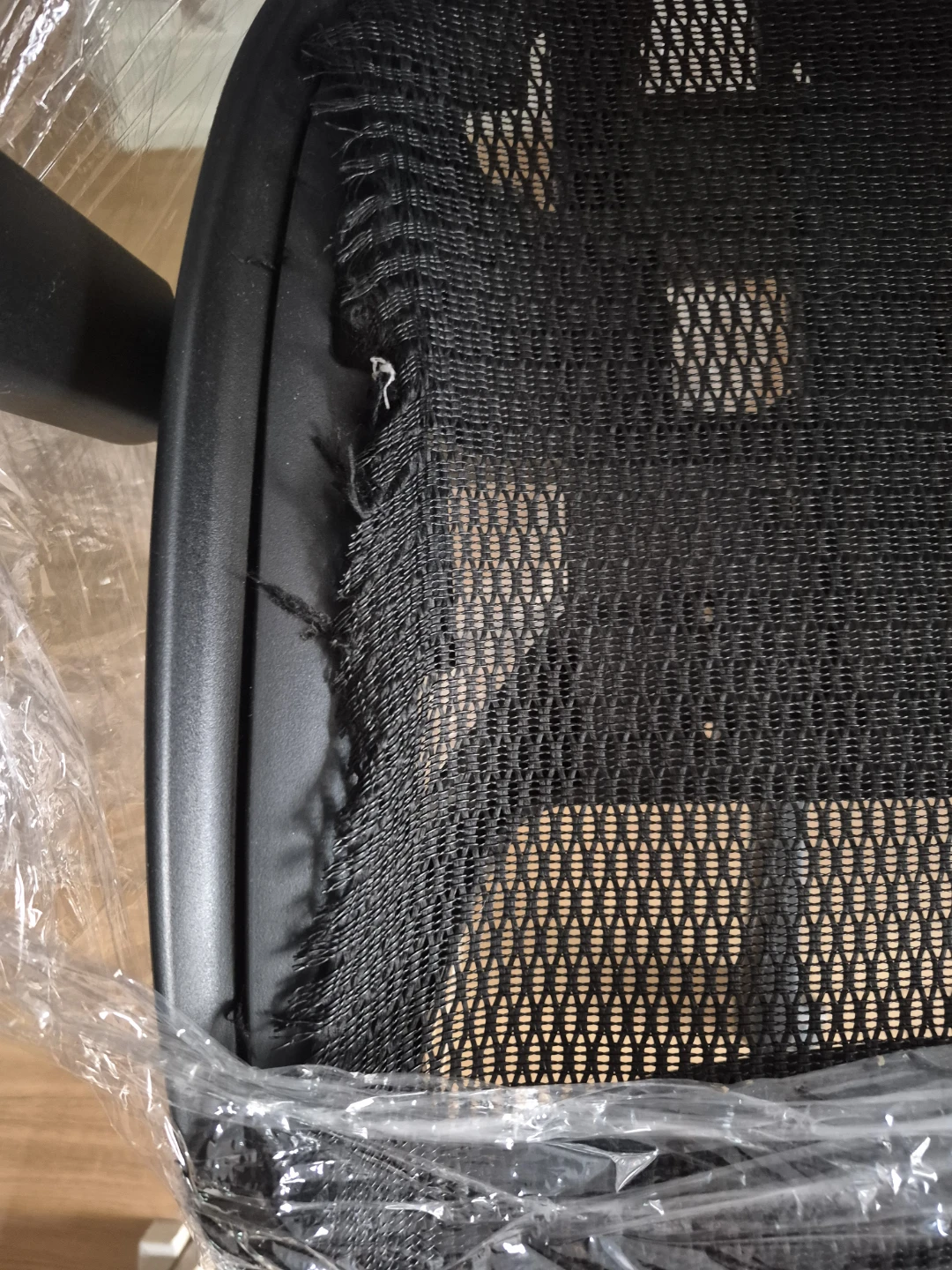 Black Ergonomic Mesh Office Chair - photo 2