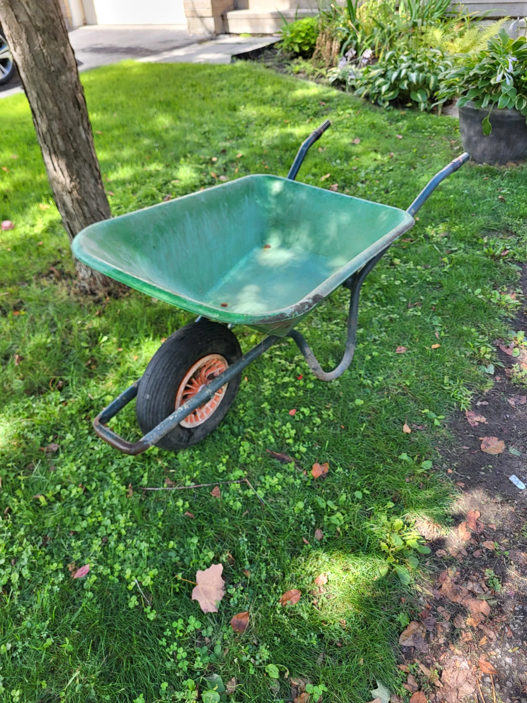 Green Plastic Wheelbarrow- New Tire Tube