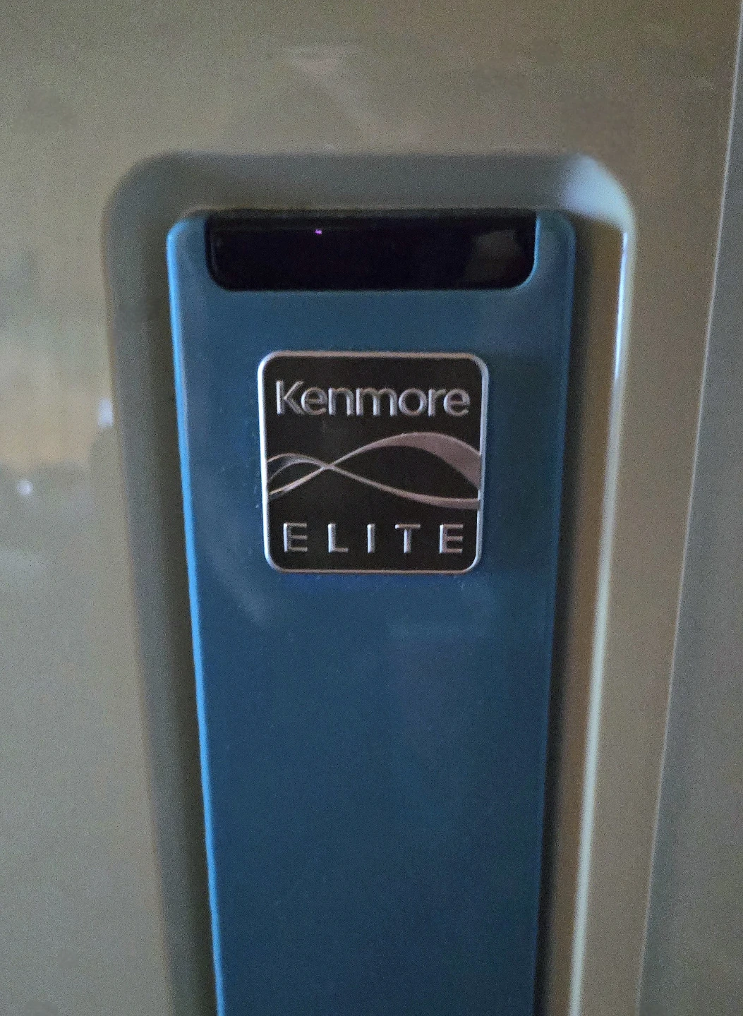 Kenmore Elite Air Conditioner - photo 2