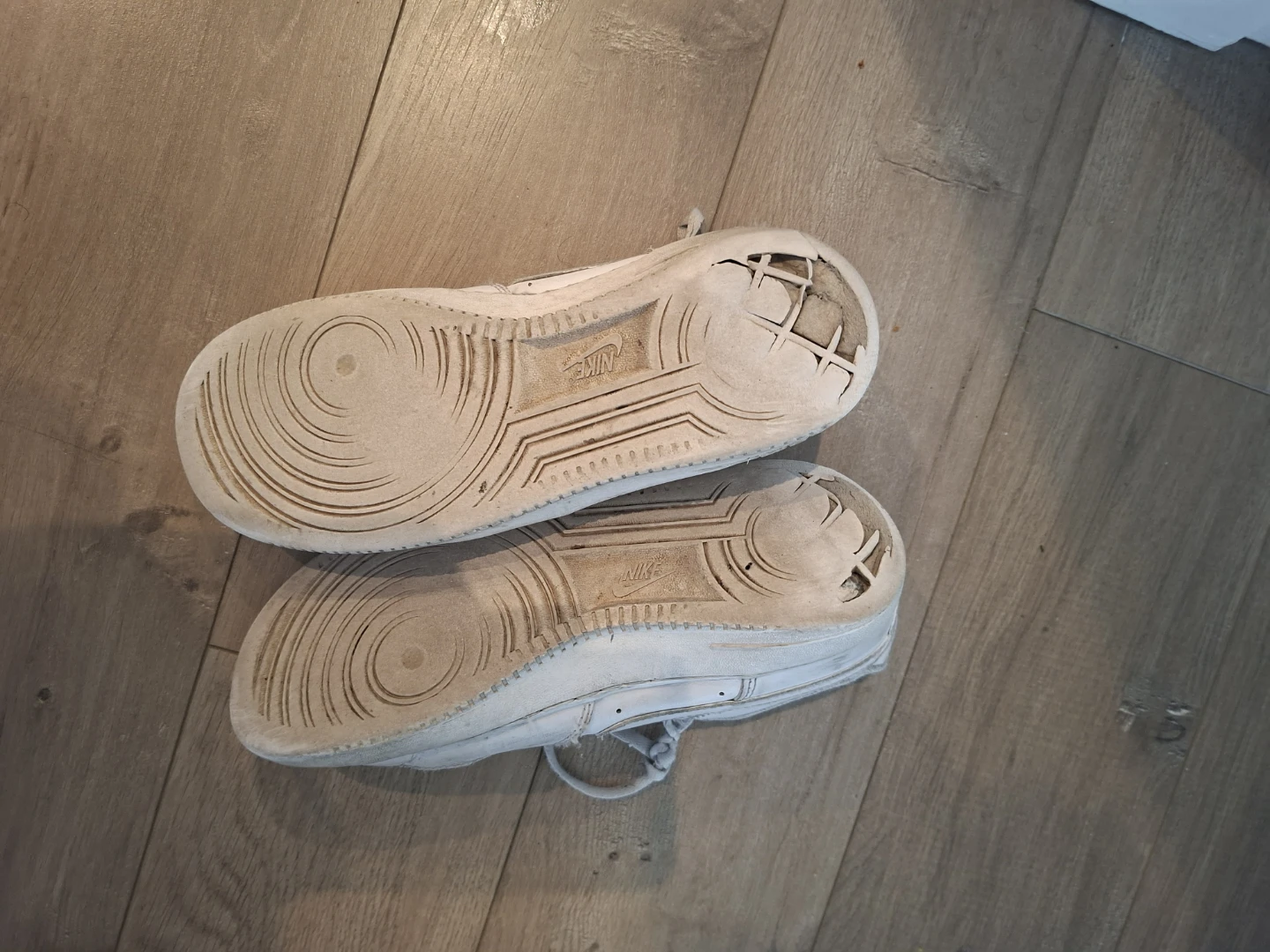 White Nike Air Force 1 Sneakers - photo 2