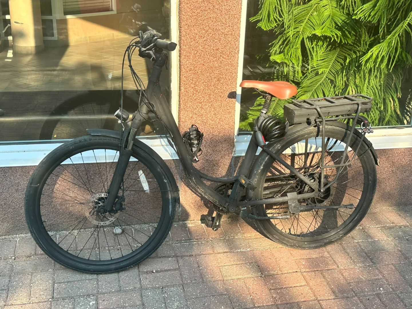 Sixthreezero Simple Step-Thru 500W Electric Bicycle