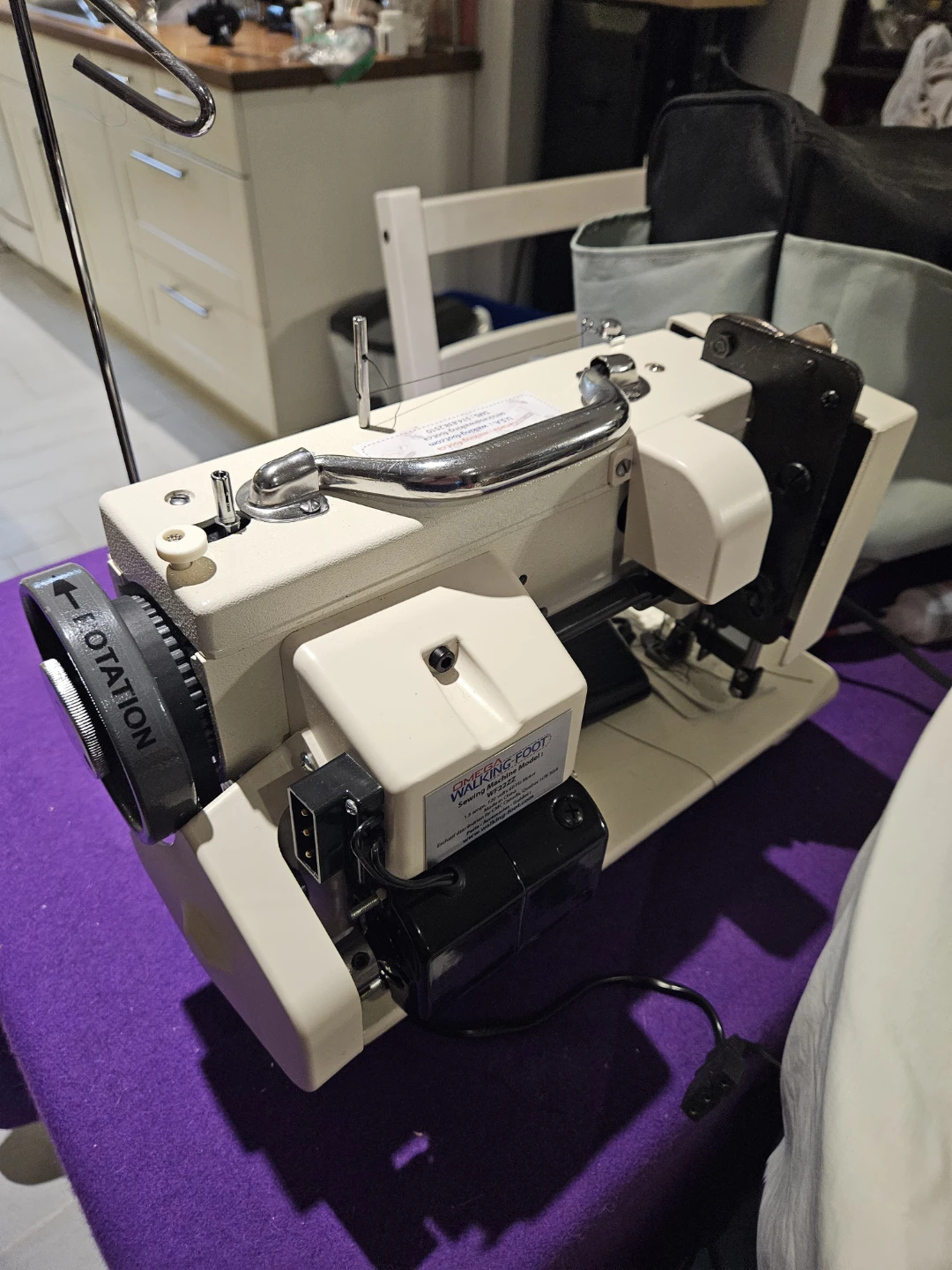 Omega Walking Foot Zig Zag/Straight Sewing Machine - photo 3