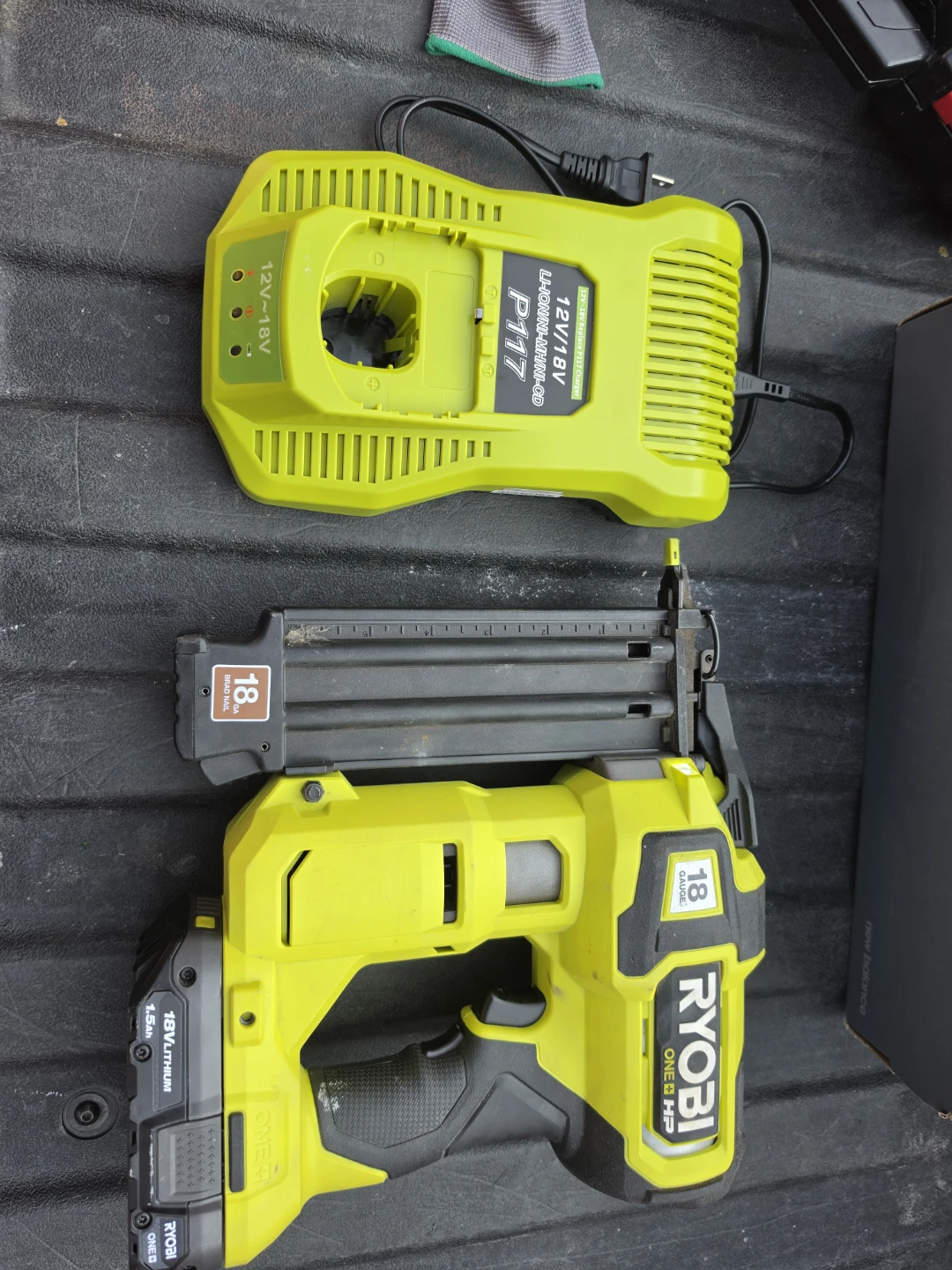 Ryobi ONE+ HP 18V Cordless Brushless 18 Gauge Brad Nailer - photo 5