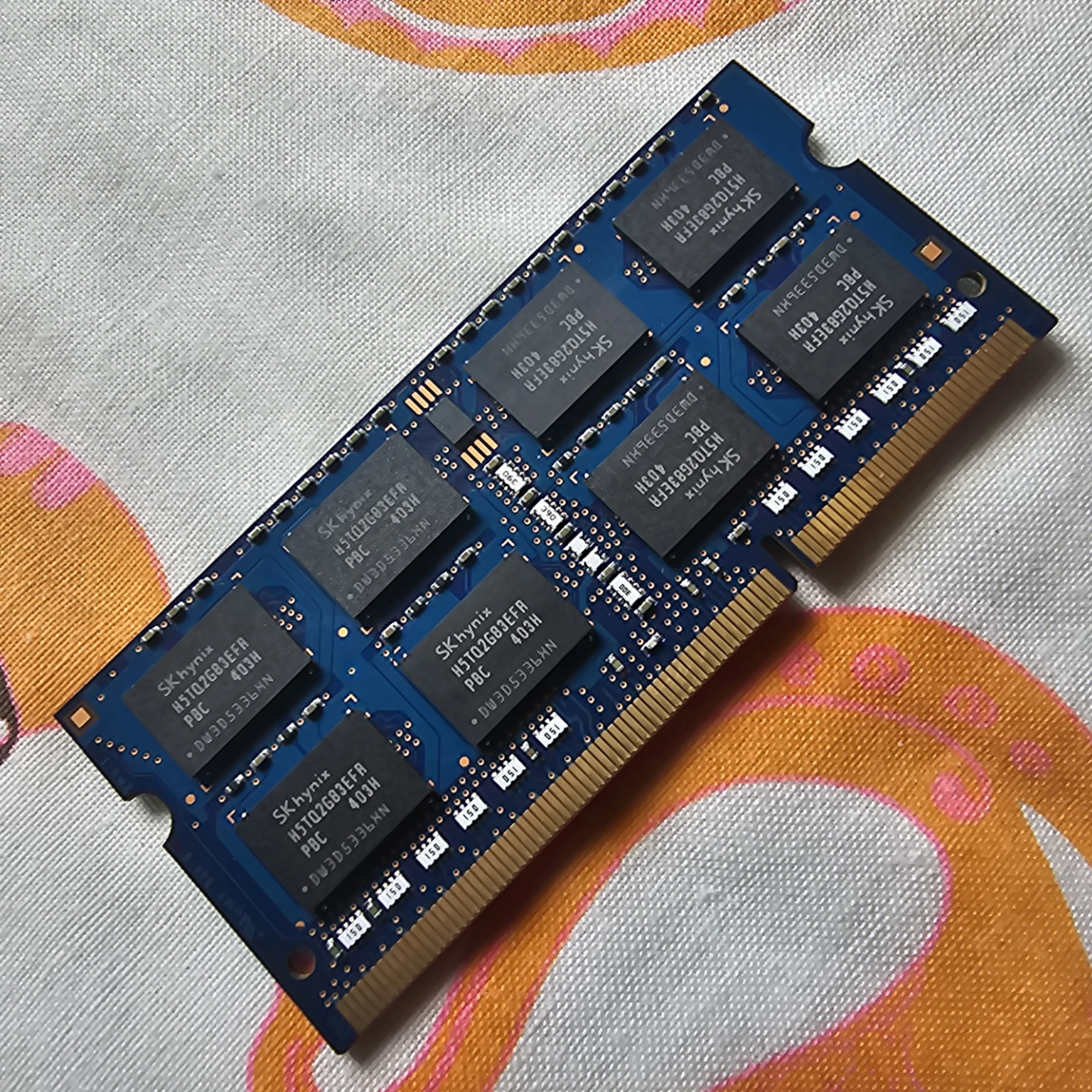 SK Hynix 4GB PC3-12800S DDR3 RAM Module - photo 2