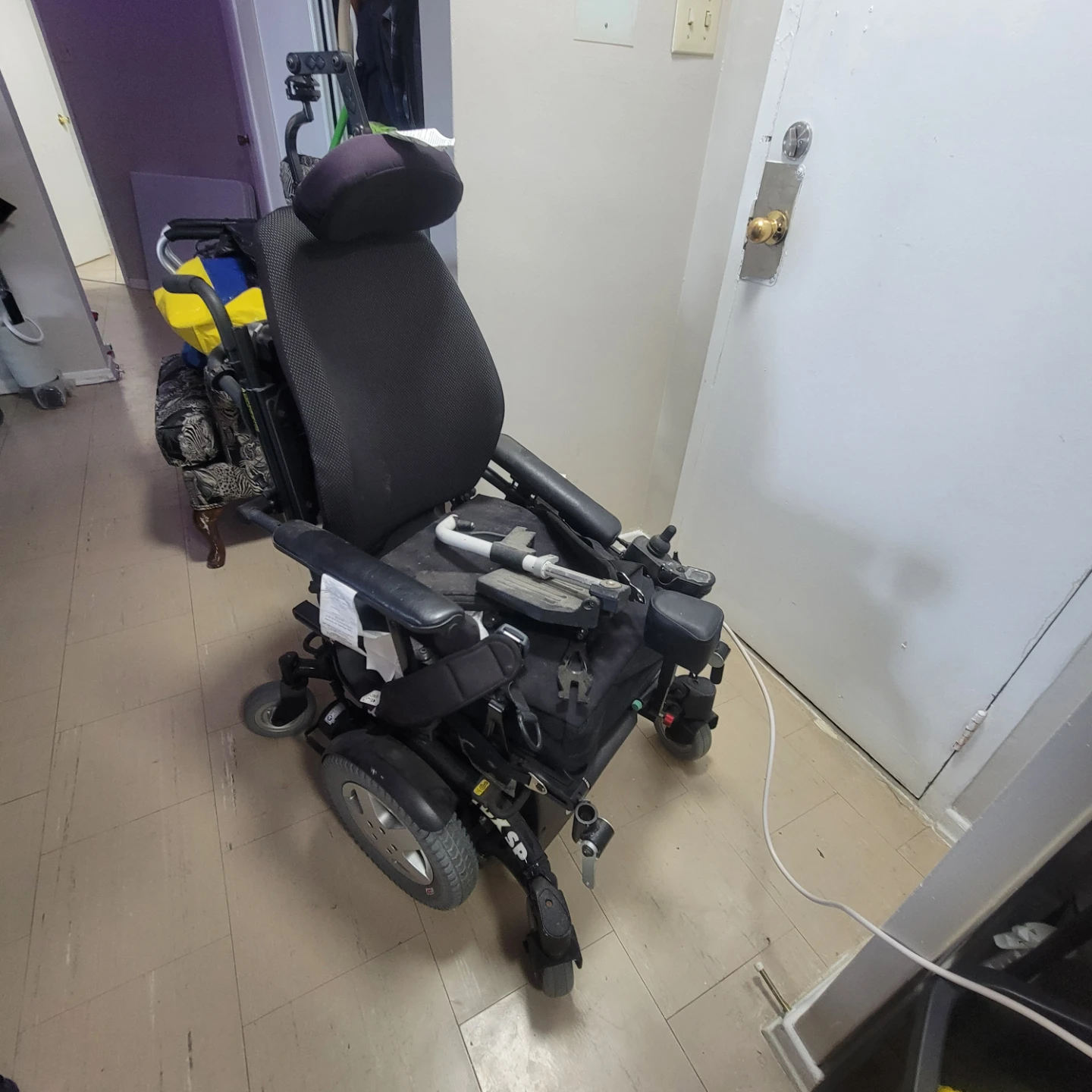 Invacare TDX SP Power Wheelchair(needs repair/parts)